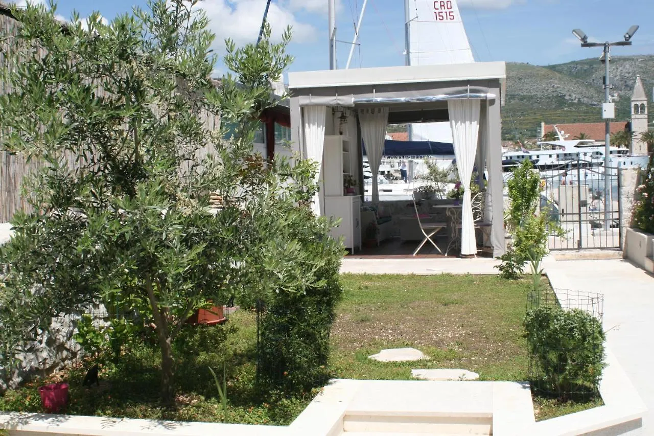 Studio Tironi 2 -Sonja Apartment Trogir