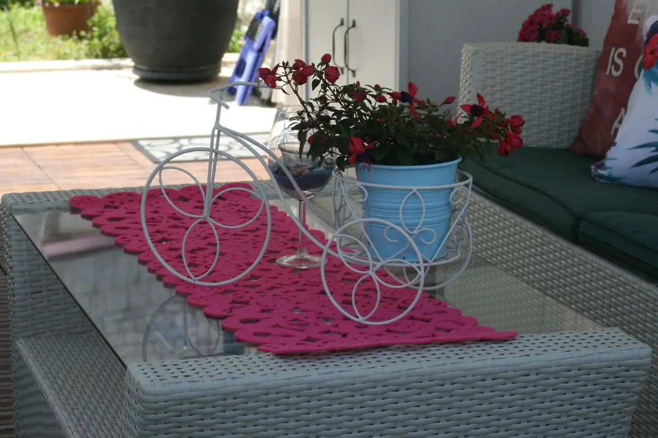 Studio Tironi 2 -Sonja Apartment Trogir