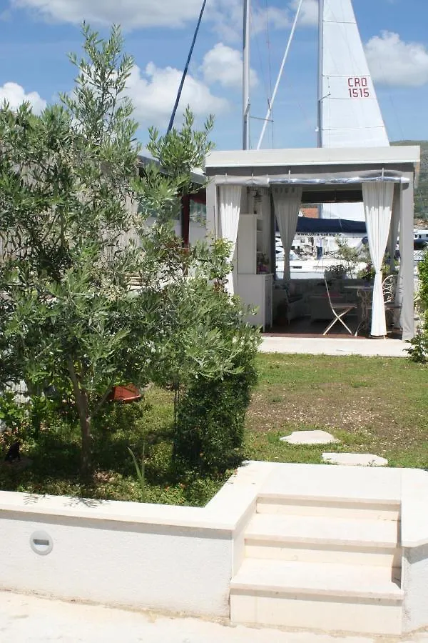 Studio Tironi 2 -Sonja Trogir