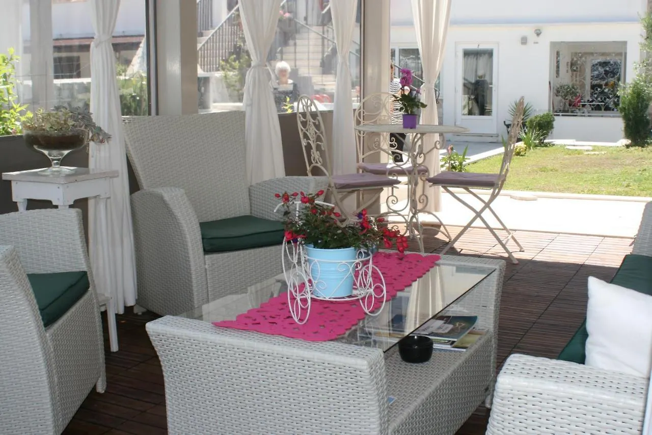 Apartmán Studio Tironi 2 -Sonja Trogir